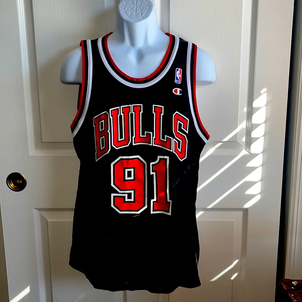 Vintage Chicago Bulls Dennis Rodman #91 Champion jersey size 44 circa 1996